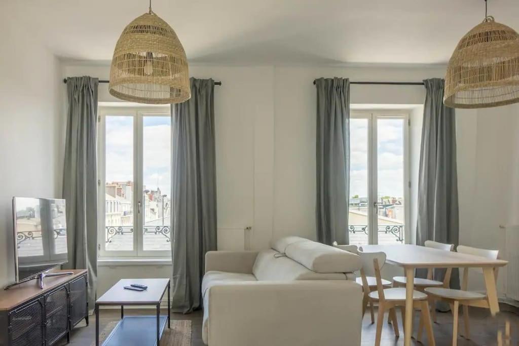 T2 Le Chatelet Apartment Orleans Bagian luar foto